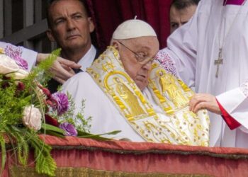 درگذشت پاپ فرانسیس؛ پایان مبارزه‌ای طولانی با امراض پزشکی/ بیماری پاپ چه بود؟