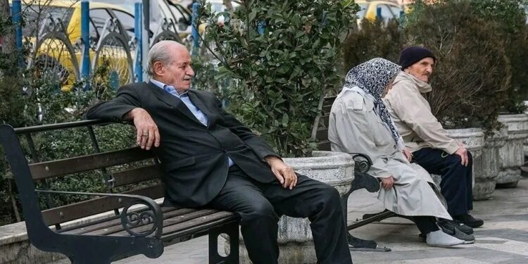 باز نشستگان سال ۱۴۰۳مشمول ۷۰ درصد مابه التفاوت متناسب سازی شدند