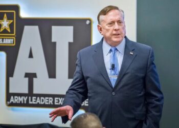 مشاور پیشین پنتاگون: ایران هرگز تهدیدی مستقیم علیه آمریکا نبوده است