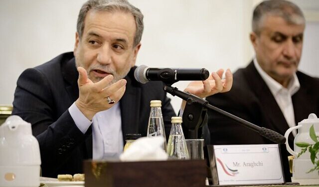 عراقچی: حفظ غنی‌سازی و زیرساخت‌های هسته‌ای ایران غیرقابل مذاکره است