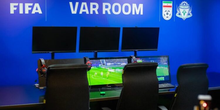 فصل تمام شد، اما فوتبال ایران همچنان خواب است؛ وقتی فرصت طلایی برباد می‌رود