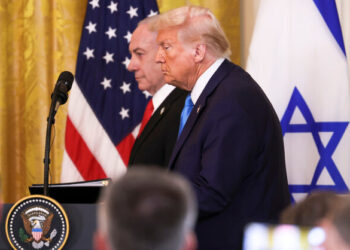 ترامپ: از حملات اسرائیل به ایران مطلع بودم