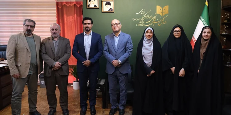 نشست هم‌اندیشی دومین جشنواره تئاتر اقتباس برگزار شد