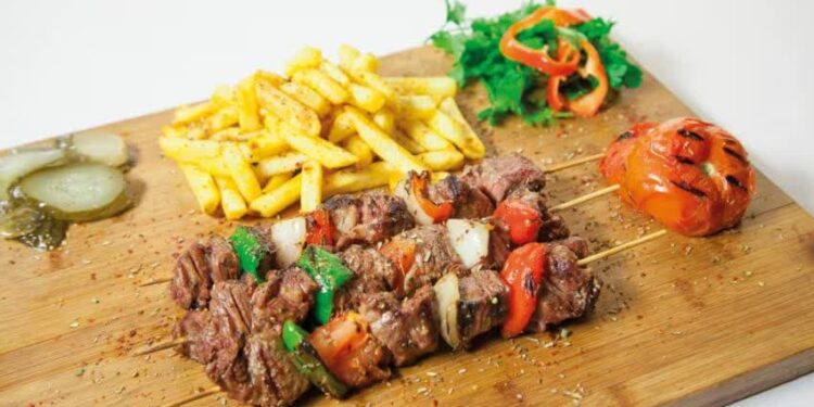 غذاهای ممنوعه در موج گرما: از چه خوراکی‌هایی باید پرهیز کرد ؟