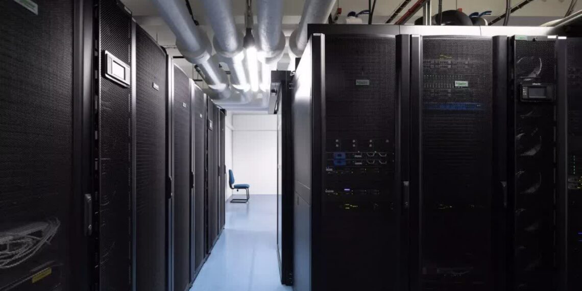 مراکز داده و گرمایش زمین: چرخه معیوبی که همه را تهدید میکند