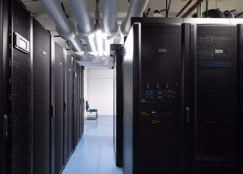 مراکز داده و گرمایش زمین: چرخه معیوبی که همه را تهدید می‌کند