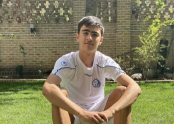 باربد میرزایی؛ چپ‌پایی با مغز اقتصادی که فوتبال ایران را از فرانسه بازتعریف می‌کند