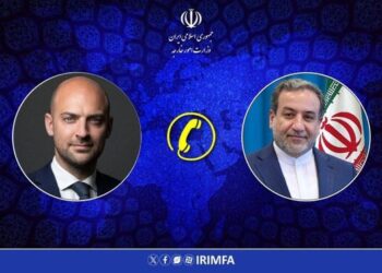 رایزنی وزیران خارجه ایران و فرانسه درباره اسنپ‌بک