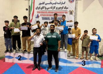 کاراته آقایان هندیجان در مسابقات قهرمانی کاراته کشور