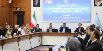 دو اثر سرچشمه های رودخانه شاوور و درخت چند صد ساله شوش در انتظار ثبت ملی