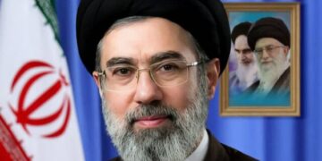 رهبر انقلاب: از این پس «مرگ بر آمریکا» و «مرگ بر اسرائیل» شعار رایج امت اسلامی خواهد بود